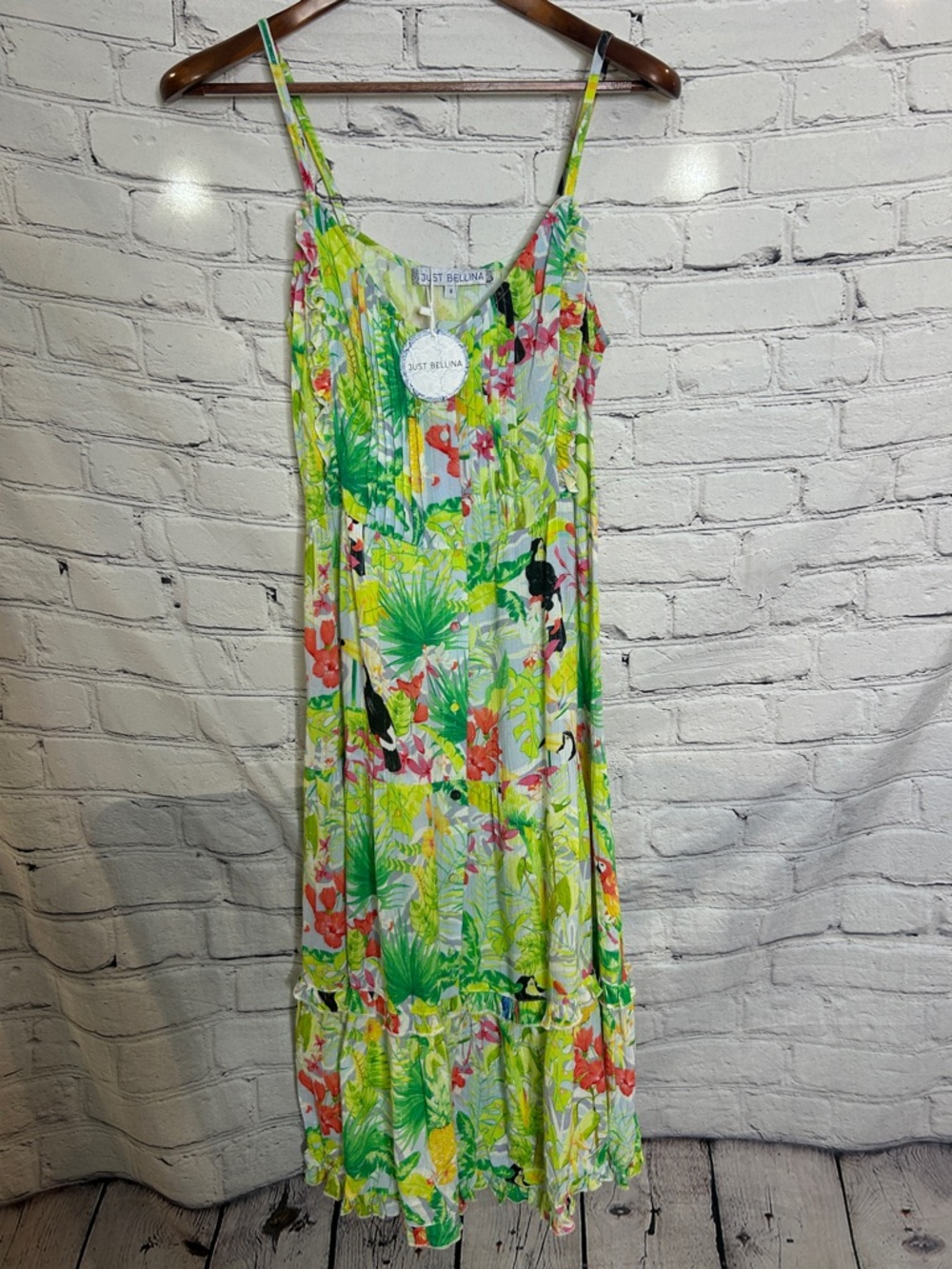 Just Bellina Lime Tropical Floral Dress Size Small Brand New W/Tags